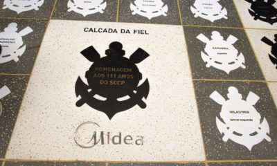 Corinthians e Midea inauguram Calçada da Fiel em comemoração aos 111 anos do clube