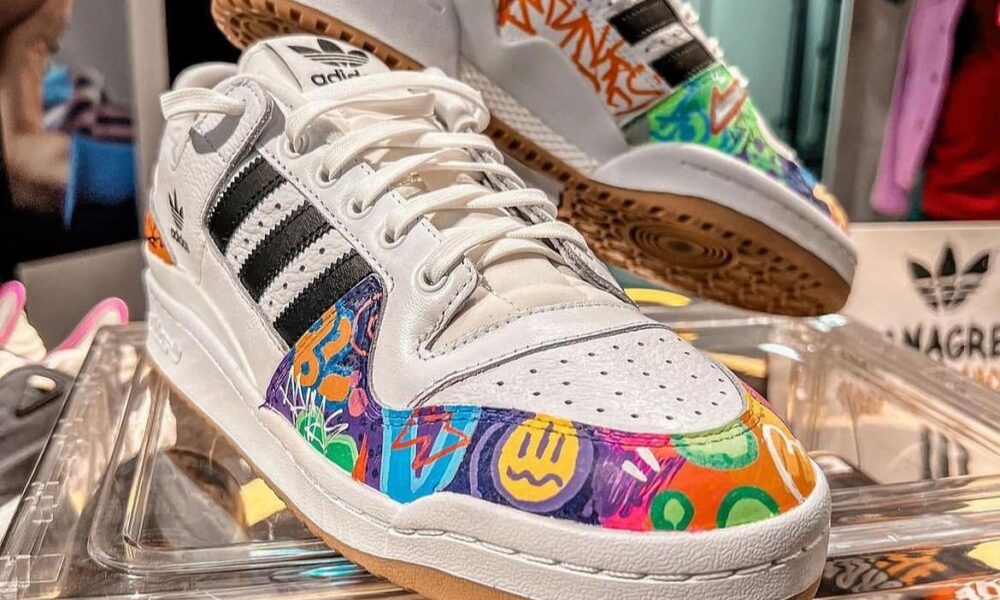  DECADE LOバスケシューズ スニーカー WH 国旗デザイン Dionisio.AG participa de nova campanha da adidas – Revista Live